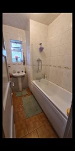 Room in a Shared Flat, Mallet House, SW15 - Photo 3