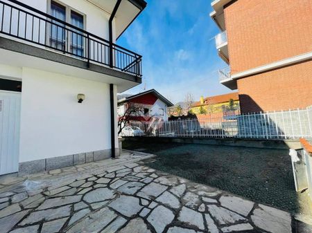 Quadrilocale via Vittorio Veneto 21, Lanzo Torinese - Photo 4