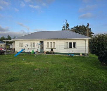 Move your family to the country - Rural living at its best! - Photo 1