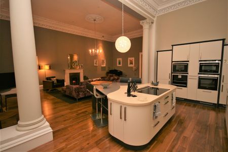 Park Gardens, Spectacular 2 Bedroom Apartment, Park District, Glasgow – Available 12/01/2026 - Photo 4