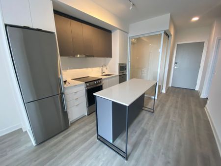 For Lease - 50 Upper Mall Way Unit# 1004, Vaughan, Ontario - Photo 4