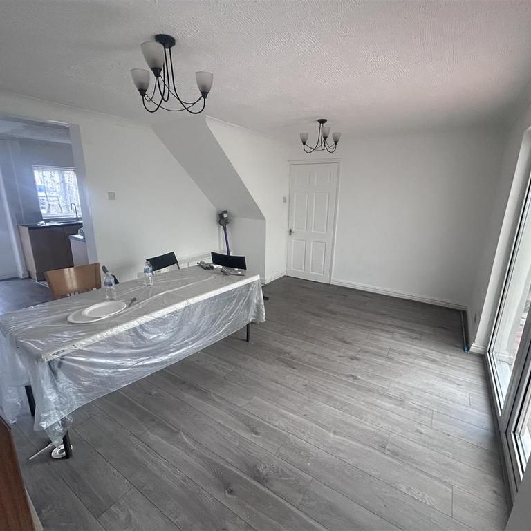 3 bedroom house to rent - Photo 1