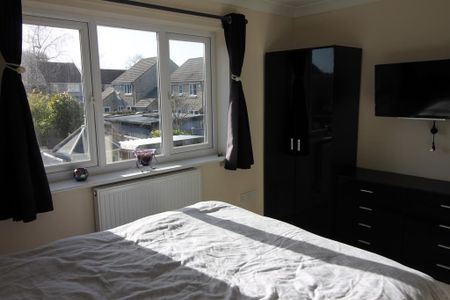 2 bedroom semi-detached house to rent - Photo 3