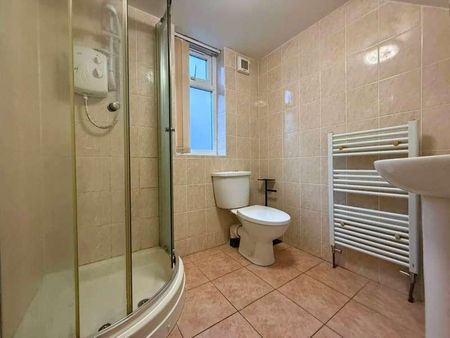 Flat B, Hazelwell Street, Birmingham, B30 - Photo 5