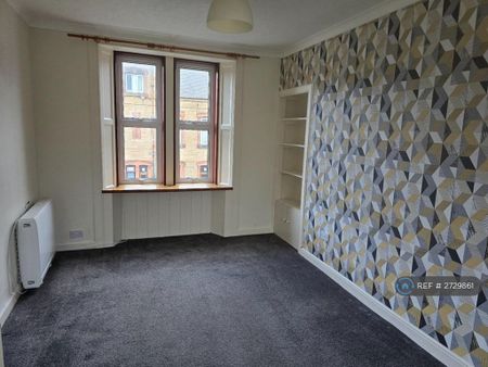 3 bedroom flat to rent - Photo 2