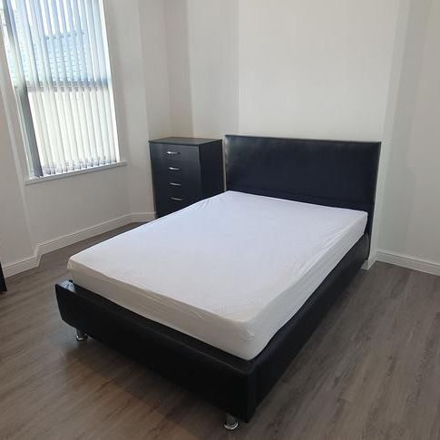 7 bedroom terraced house to rent - Photo 1