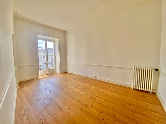 A Louer - Nantes Place Sanitat - Appartement Bourgeois 4 Pièces De 108.18 M² - Photo 1