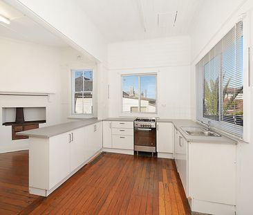 1/587 Glebe Road, Adamstown NSW 2289 - House For Rent | Domain - Photo 3