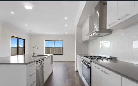 “Beautiful Double Storey Home!” - Photo 2