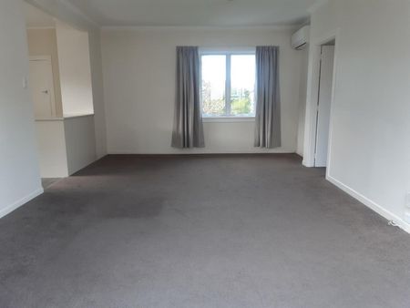 3 Bedroom on Wellington Street - Photo 3
