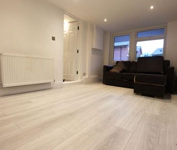 2 bedroom house to rent - Photo 1