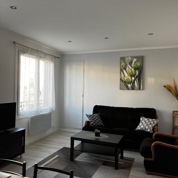 Location Appartement 2 pièces Meublé 40m² NIORT 79000 - Photo 1