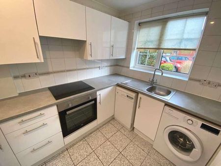 Athlone Close, Radlett, WD7 - Photo 3