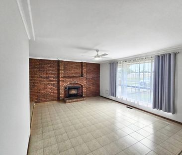 Spacious Family Haven in Traralgon 106 Davidson Street - Photo 1