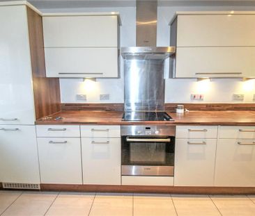 3 bedroom terraced house to rent - Photo 5