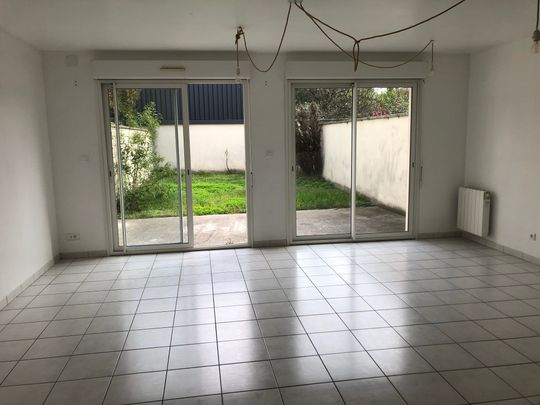 Location Maison 5 pièces 107m² COGNAC 16100 - Photo 1