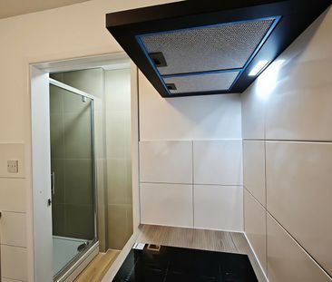 1 Bed Flat, Further Green Road, SE6 - Photo 4