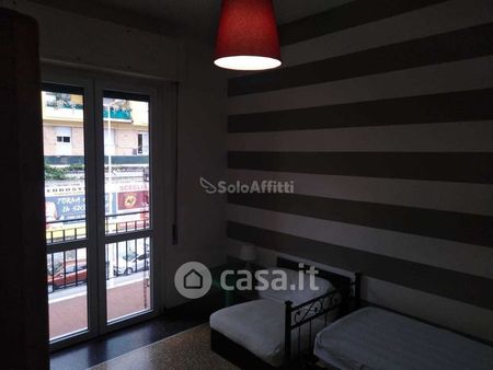 Appartamento in Affitto in Corso Europa a Genova - Photo 2