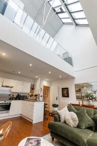 2 bedroom duplex to rent - Photo 2