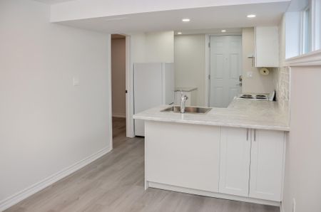 For Lease - 75 Coney Road Unit# (Bsmt), Toronto, Ontario - Photo 4