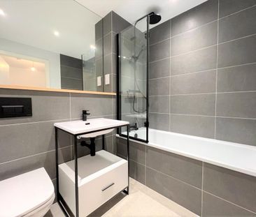 1 bedroom flat to rent - Photo 6