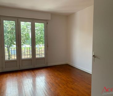 Location Appartement 4 pièces 81m² - Photo 2