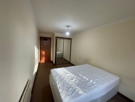 2 Bedroom Property To Rent - Photo 5