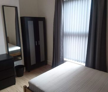 Connaught Road, Kensington Fields. - Photo 5