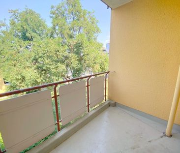 Trier-Heiligkreuz: Stadtnahe 3 ZKB- Wohnung mit Balkon, Einbauküche... - Photo 4