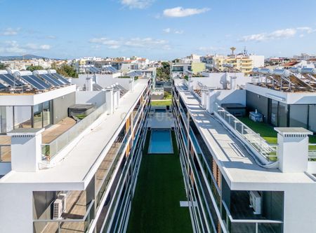 Montenegro, Faro - Photo 5