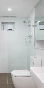 Two Bedroom Residence In The Heart Of Manly - Photo 4