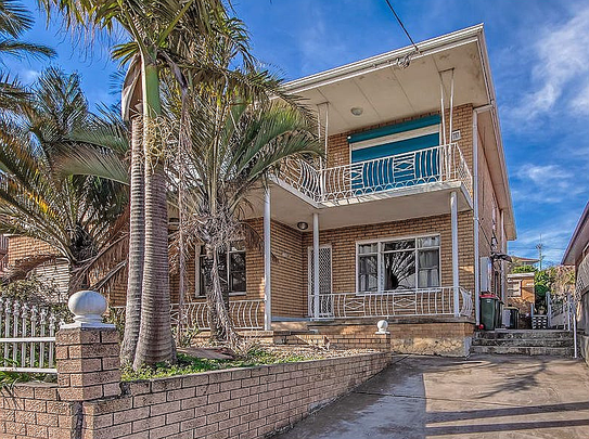 Charming 1-Bedroom Unit in the Heart of Warrawong - Photo 1