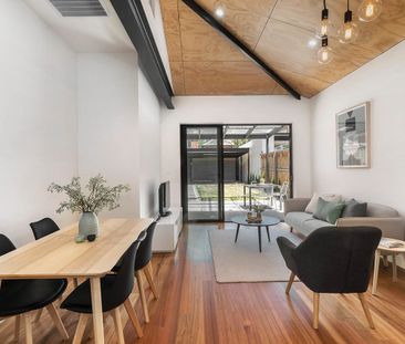 17 Albert Street, Moonee Ponds VIC 3039 - Photo 1