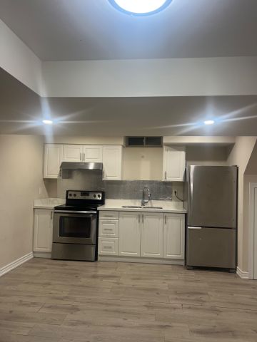 For Lease - 49 divinity Circle, Brampton, Ontario - Photo 3