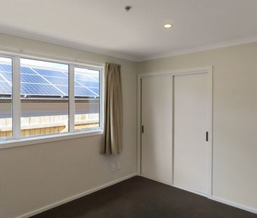 Wainuiomata Living - Photo 3