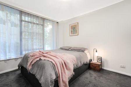 4B/15-19 Onslow Avenue, Elizabeth Bay - Photo 2