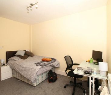 Redland Hill, Redland - Photo 4