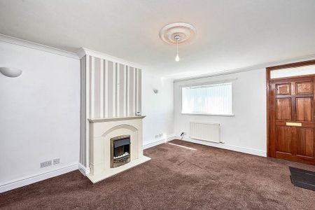 3 bedroom terraced house to rent - Photo 2