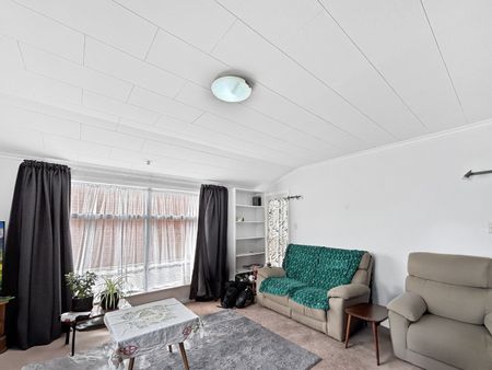 Welcome to 1/91 Pretoria Street - Photo 3