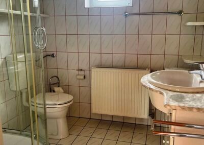 Kleines, aber feines EFH/Ferienhaus mit großer Terrasse und Pavillon - Foto 5