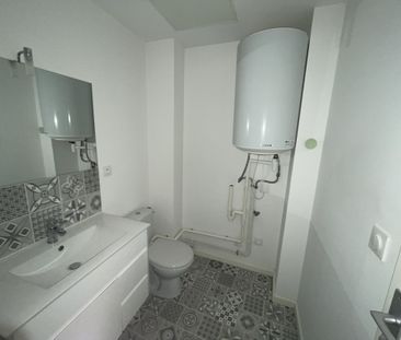 APPARTEMENT T2 QUARTIER SAINT MAURICE - Photo 3