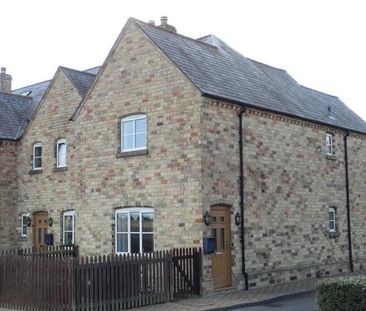 3 bedroom terraced house to rent - Photo 3