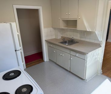 For Lease - 1024 O'connor Drive Unit# 304, Toronto, Ontario - Photo 5
