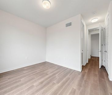 For Lease - 102 Donald Cameron Crescent Unit# 2nd Flr, Clarington, ... - Photo 6