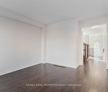 Townhouse For Lease | E8118538 - Photo 1