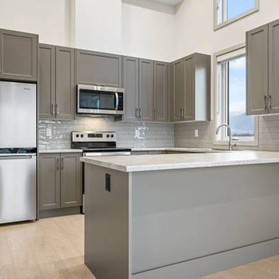 UNIT 1205 - BEAUTIFUL brand new Vantage 2 bedroom units - Photo 1