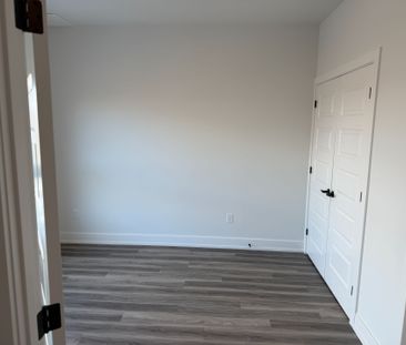 For Lease - 1100 Lackner Place Unit# 523, Kitchener, Ontario - Photo 5