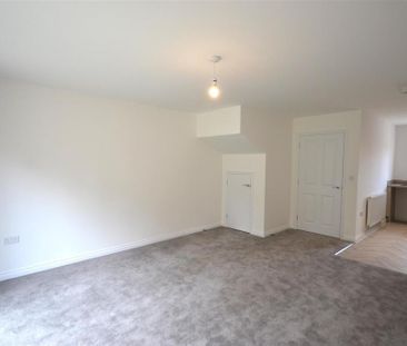 2 bedroom semi-detached house to rent - Photo 1