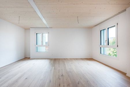 Modern, functional living - Photo 3