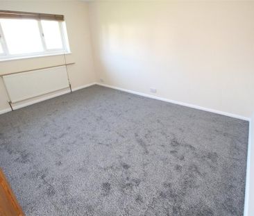 2 bedroom maisonette to rent - Photo 5